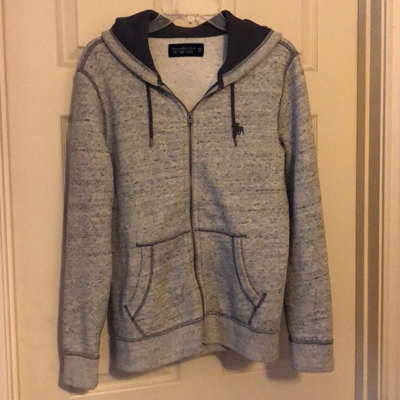 Hooded Sweater - Picture 1 of 4